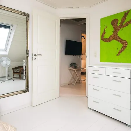 4 Person In * 보르콥